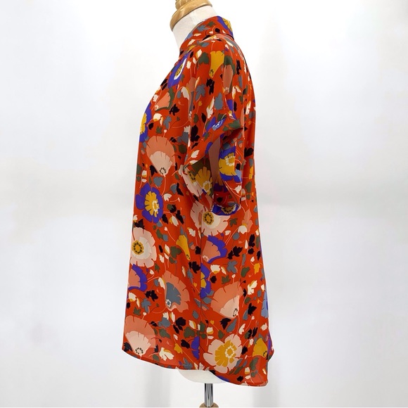 Cabi Replay Top # 5892, Flower Toss Patterned Cap Sleeve V-neck Blouse, Small - Picture 6 of 16